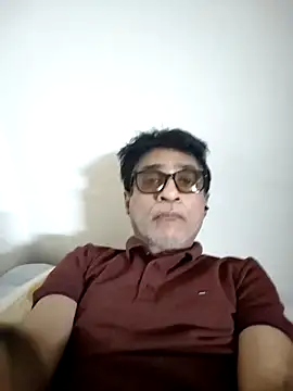 iamkahn 44 online show from February 20, 2026, 2:08 pm