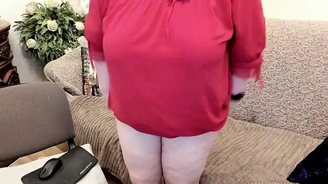 leiamillersonn online show from March 31, 2026, 7:05 pm