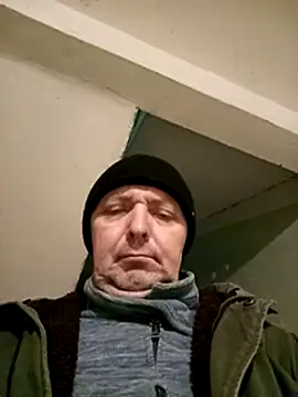 Snapshot of Pokaz2020 chatting on February 7, 2025, 8:31 pm Pokaz2020 online show from February 7, 2025, 8:31 pm