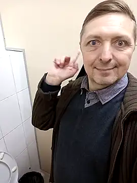 Snapshot of Pokaz2020 chatting on November 11, 2025, 4:46 pm Pokaz2020 online show from November 11, 2025, 4:46 pm