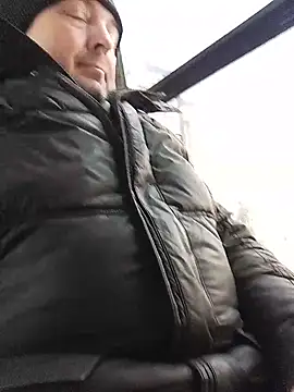 Snapshot of Pokaz2020 chatting on February 21, 2025, 9:34 am Pokaz2020 online show from February 21, 2025, 9:34 am