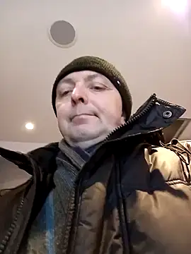 Snapshot of Pokaz2020 chatting on February 22, 2025, 4:19 pm Pokaz2020 online show from February 22, 2025, 4:19 pm