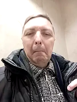 Snapshot of Pokaz2020 chatting on February 15, 2025, 6:33 pm Pokaz2020 online show from February 15, 2025, 6:33 pm