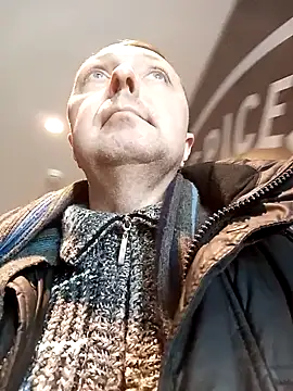 Snapshot of Pokaz2020 chatting on February 18, 2025, 11:44 am Pokaz2020 online show from February 18, 2025, 11:44 am