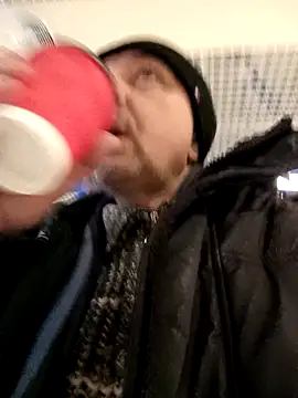 Snapshot of Pokaz2020 chatting on February 26, 2025, 5:42 pm Pokaz2020 online show from February 26, 2025, 5:42 pm