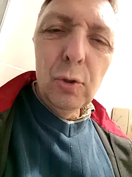 Snapshot of Pokaz2020 chatting on September 28, 2025, 1:07 pm Pokaz2020 online show from September 28, 2025, 1:07 pm