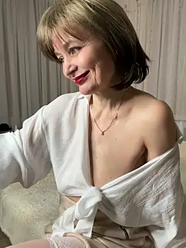 Snapshot of Melljoy chatting on February 19, 2025, 4:55 pm Melljoy online show from February 19, 2025, 4:55 pm