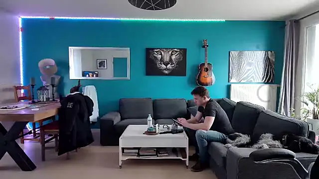 Snapshot of tom_sauwer chatting on March 7, 2025, 4:44 pm tom sauwer online show from March 7, 2025, 4:44 pm