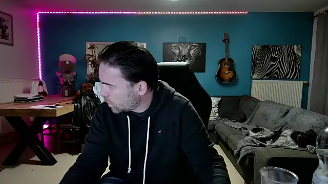 Snapshot of tom_sauwer chatting on January 18, 2025, 5:37 pm tom sauwer online show from January 18, 2025, 5:37 pm