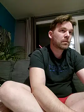 Snapshot of tom_sauwer chatting on September 20, 2025, 9:31 pm tom sauwer online show from September 20, 2025, 9:31 pm