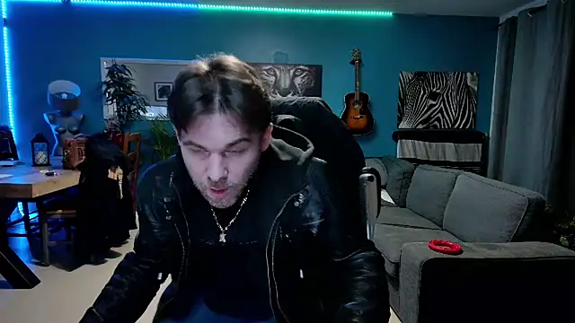 Snapshot of tom_sauwer chatting on December 23, 2024, 10:23 pm tom sauwer online show from December 23, 2024, 10:23 pm