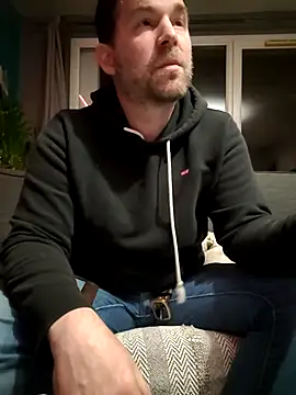 Snapshot of tom_sauwer chatting on October 16, 2025, 11:13 pm tom sauwer online show from October 16, 2025, 11:13 pm