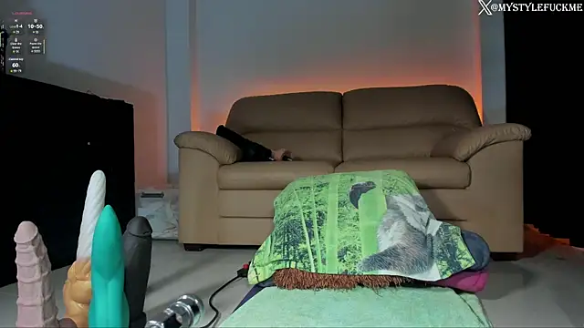 Snapshot of Th3Qu33n0fBigg3st chatting on October 16, 2025, 12:52 am Th3Qu33n0fBigg3st online show from October 16, 2025, 12:52 am