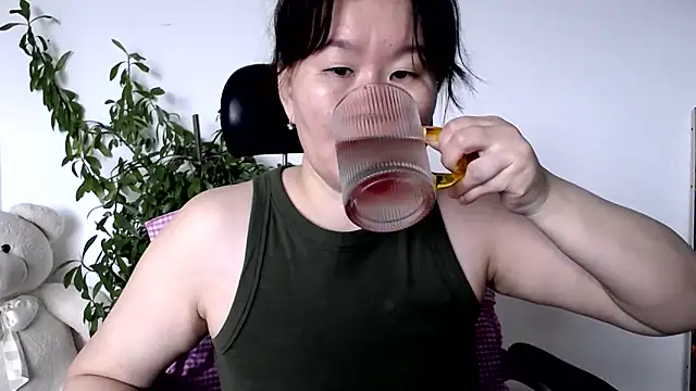 Akira xx online show from May 29, 2026, 2:39 am