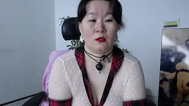 Akira xx online show from November 6, 2025, 2:26 am