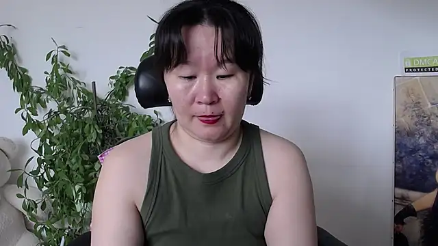 Akira xx online show from May 18, 2026, 2:44 am