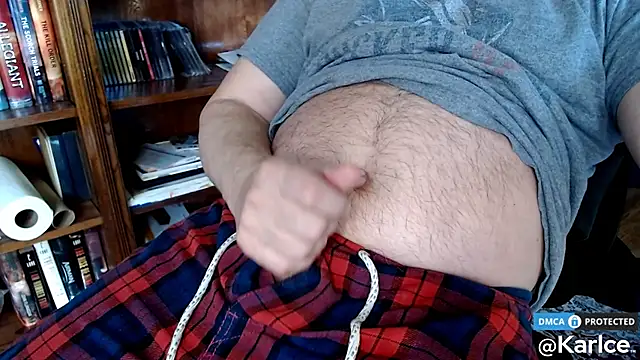 Snapshot of karlce chatting on December 1, 2024, 6:02 pm karlce online show from December 1, 2024, 6:02 pm