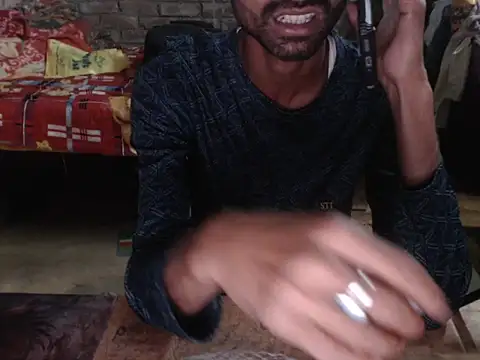 Snapshot of ThethunderPo chatting on April 2, 2026, 7:48 am ThethunderPo online show from April 2, 2026, 7:48 am