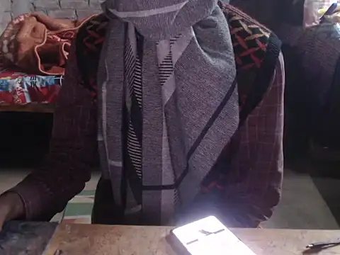 ThethunderPo online show from December 18, 2025, 2:49 am