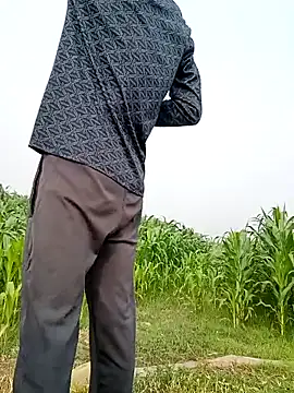 Snapshot of ThethunderPo chatting on March 18, 2026, 2:37 am ThethunderPo online show from March 18, 2026, 2:37 am