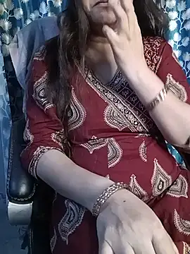 naughtymadam online show from July 1, 2026, 6:25 am