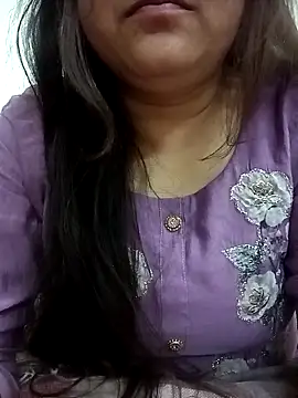 Snapshot of naughtymadam chatting on February 23, 2026, 6:36 am naughtymadam online show from February 23, 2026, 6:36 am