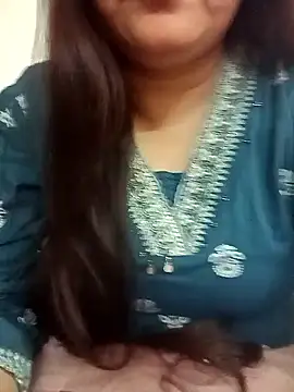 Snapshot of naughtymadam chatting on February 26, 2026, 6:46 am naughtymadam online show from February 26, 2026, 6:46 am