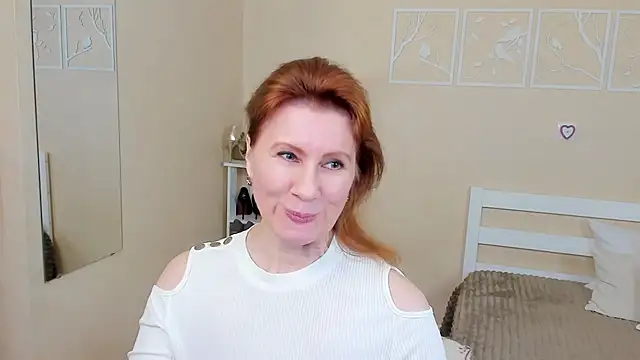 Snapshot of FoxySophia chatting on February 26, 2025, 11:21 am FoxySophia online show from February 26, 2025, 11:21 am
