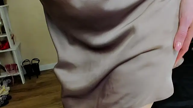 Snapshot of FoxySophia chatting on April 8, 2026, 2:46 am FoxySophia online show from April 8, 2026, 2:46 am