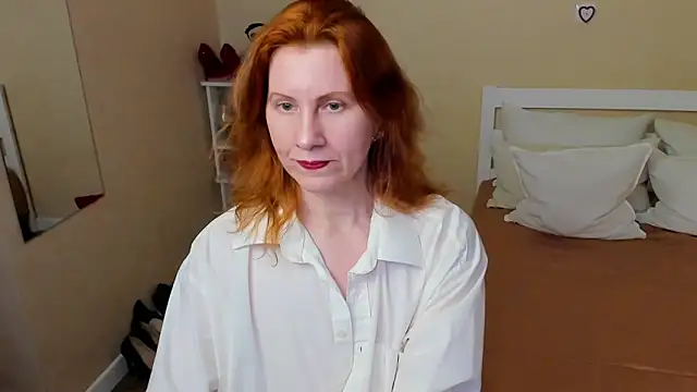 FoxySophia online show from November 29, 2025, 4:56 am