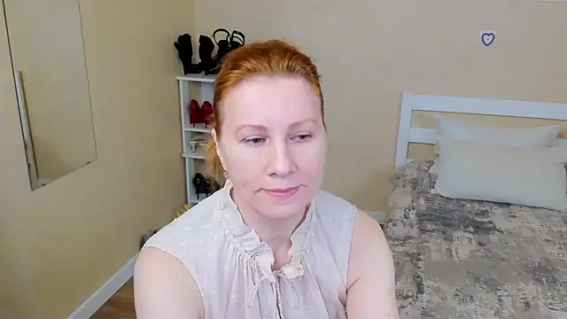 Snapshot of FoxySophia chatting on March 19, 2026, 7:08 am FoxySophia online show from March 19, 2026, 7:08 am