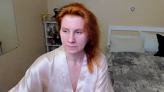 Snapshot of FoxySophia chatting on September 29, 2025, 1:12 am FoxySophia online show from September 29, 2025, 1:12 am