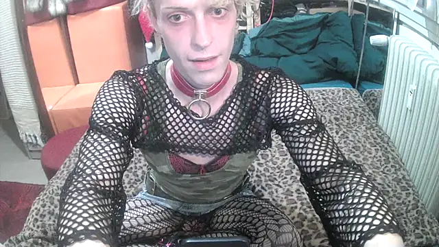 Snapshot of jessysky723 chatting on December 3, 2024, 2:33 pm jessysky723 online show from December 3, 2024, 2:33 pm