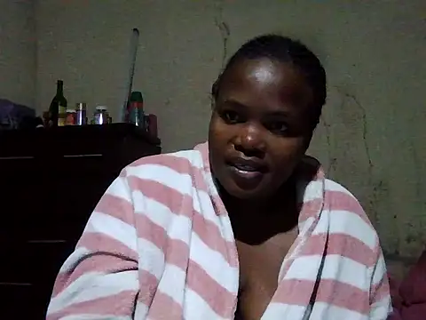 Snapshot of sexybigboobz chatting on April 25, 2026, 4:15 am sexybigboobz online show from April 25, 2026, 4:15 am
