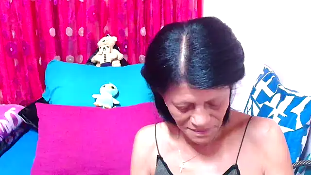 Snapshot of SLUTTYROXY chatting on October 26, 2025, 5:57 pm SLUTTYROXY online show from October 26, 2025, 5:57 pm