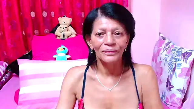 Snapshot of SLUTTYROXY chatting on November 4, 2025, 5:39 pm SLUTTYROXY online show from November 4, 2025, 5:39 pm