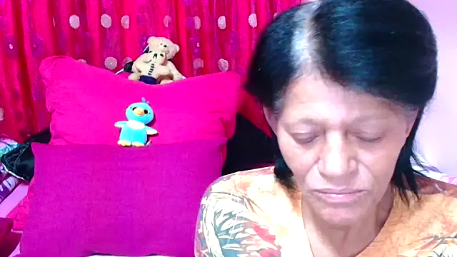 Snapshot of SLUTTYROXY chatting on October 4, 2025, 6:53 pm SLUTTYROXY online show from October 4, 2025, 6:53 pm