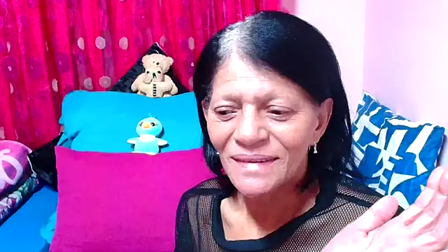 Snapshot of SLUTTYROXY chatting on October 21, 2025, 7:35 pm SLUTTYROXY online show from October 21, 2025, 7:35 pm