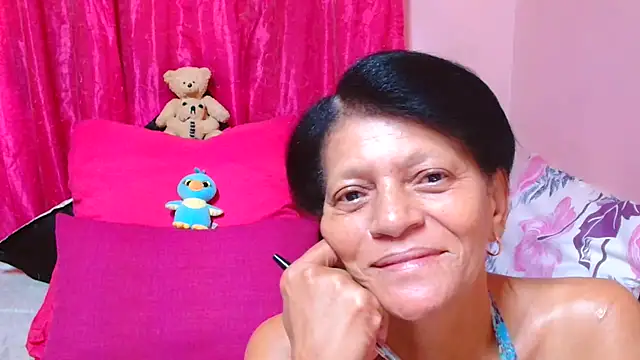 Snapshot of SLUTTYROXY chatting on January 11, 2026, 8:32 am SLUTTYROXY online show from January 11, 2026, 8:32 am