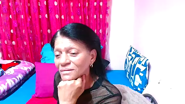 Snapshot of SLUTTYROXY chatting on November 16, 2025, 5:39 pm SLUTTYROXY online show from November 16, 2025, 5:39 pm