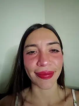 loveuu-bae online show from January 6, 2026, 11:20 pm