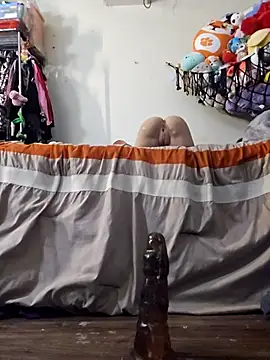 Snapshot of UncutHammer69 chatting on October 11, 2025, 7:04 pm UncutHammer69 online show from October 11, 2025, 7:04 pm