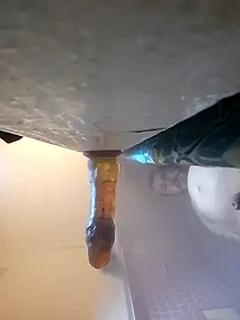 Snapshot of UncutHammer69 chatting on November 22, 2025, 8:13 am UncutHammer69 online show from November 22, 2025, 8:13 am