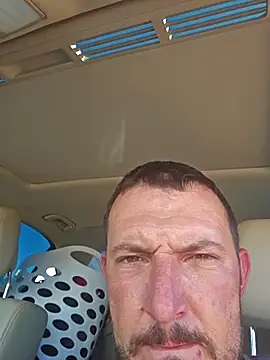 Snapshot of UncutHammer69 chatting on October 13, 2025, 7:15 pm UncutHammer69 online show from October 13, 2025, 7:15 pm