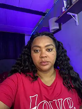 yanza2002 online show from April 17, 2026, 11:29 pm