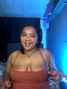 yanza2002 online show from October 11, 2025, 11:06 pm