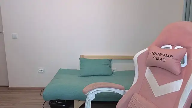 Jessy Ginger online show from December 17, 2025, 10:09 am