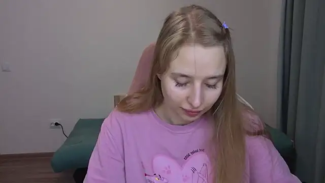 Snapshot of Jessy_Ginger chatting on February 11, 2026, 12:49 pm Jessy Ginger online show from February 11, 2026, 12:49 pm