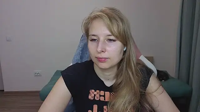 Jessy Ginger online show from November 7, 2025, 1:04 pm