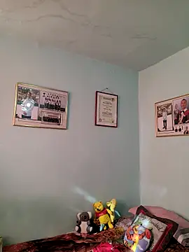 morenito420 online show from November 22, 2025, 8:40 pm